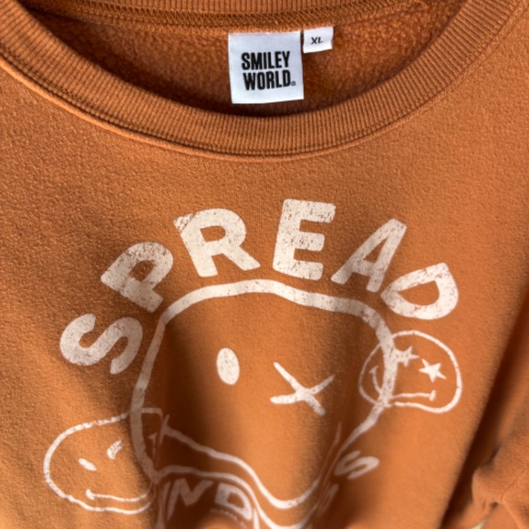 Nirvana Tee & Smiley World Sweatshirt  - Double Fun! - Picture 4 of 6